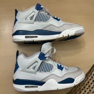 Jordan 4 Military Blue. Guarantee 100% Aunthentic